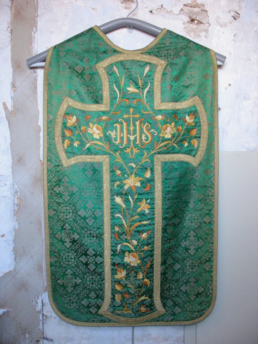 Chasuble (ornement vert)