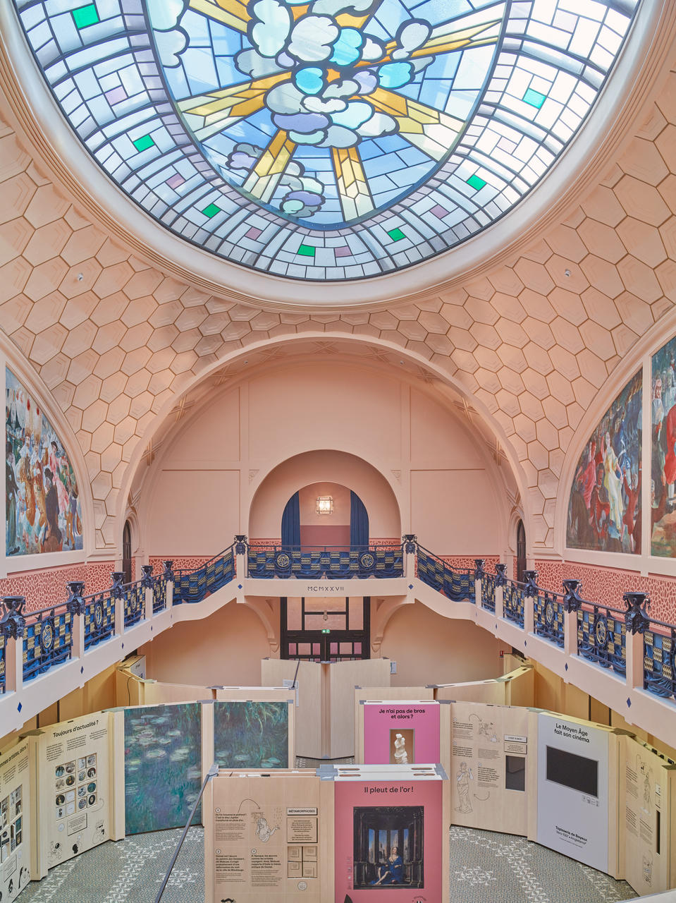 Ancienne chapelle du collège des Jésuites, puis salle des fêtes dite Salle Sthrau