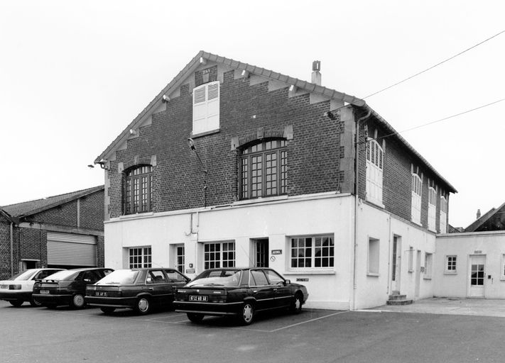 Usine de construction mécanique Lelong, puis usine de roulements, dite Manufacture Parisienne de Roulettes (M. P. R.)