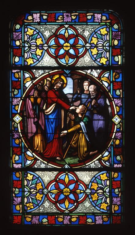 Ensemble de 11 verrières figurées : sainte Anne présente la chapelle à la Vierge et à l'Enfant Jésus, scènes de la Vie de sainte Anne, guérisons et résurrections opérées par le Christ (baies 0 à 10)