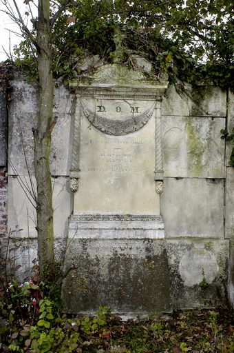 Tombeau (stèle funéraire) des familles Caron-Vitet, Alfred Caron et Lambert-Caron