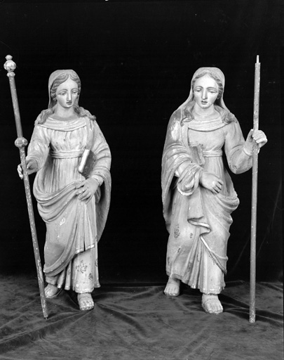 Paire de statues (petite nature) : Saintes femmes