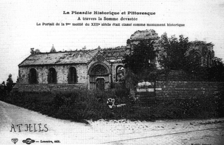 Eglise paroissiale et ancien cimetière Notre-Dame-de-l'Assomption à Athies