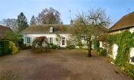 Ancienne ferme, aujourd'hui maison