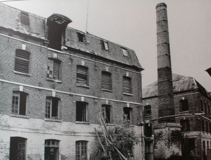 Ancien moulin à foulon et à blé, devenu filature et tissage de laine Bollé et Letellier, puis Communeau, puis Lainé, dite Manufacture Française de Tapis et Couvertures (MFTC)