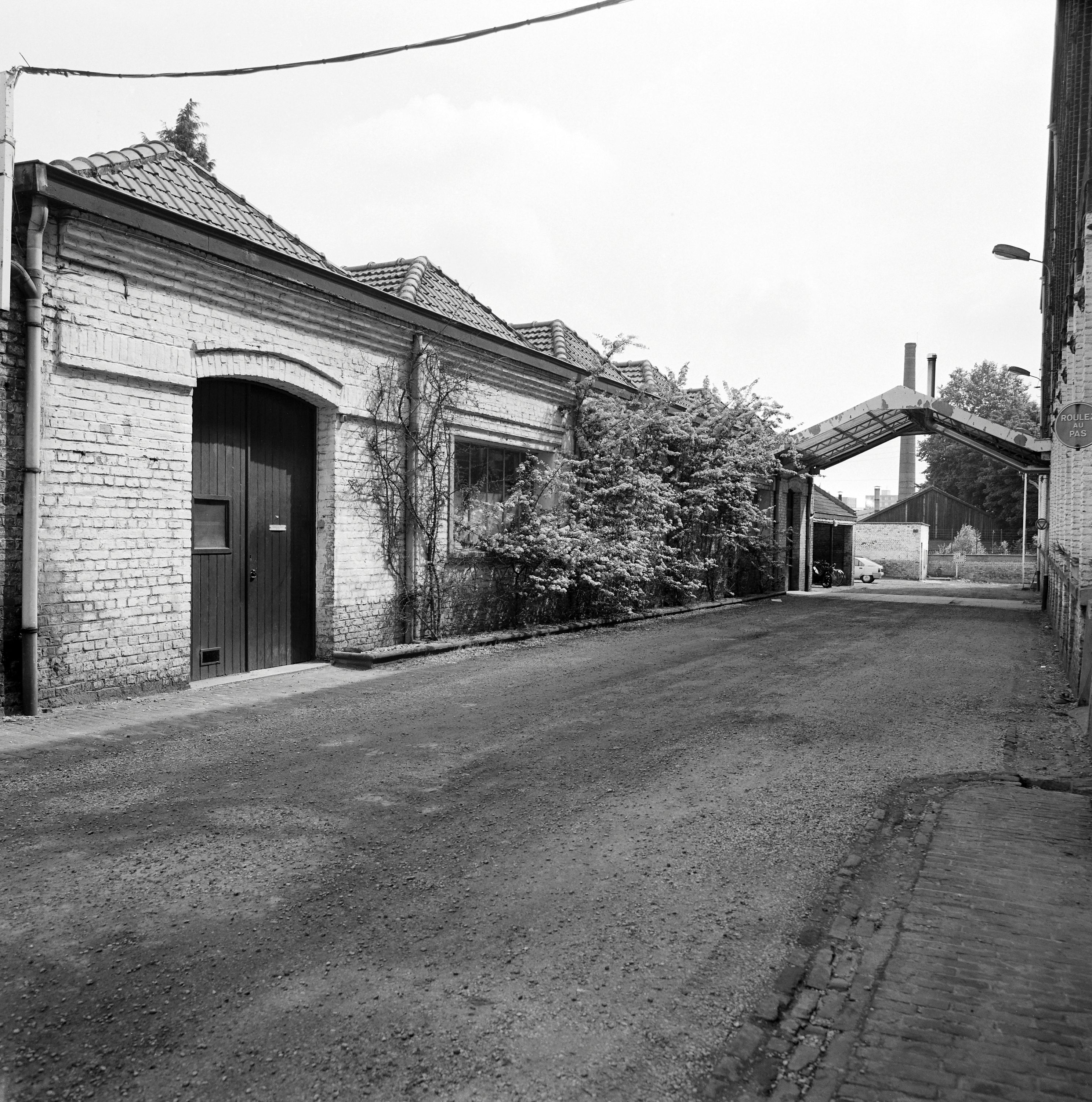 Tissage Deligne et Hembert, puis usine de confection Rogeau Aîné