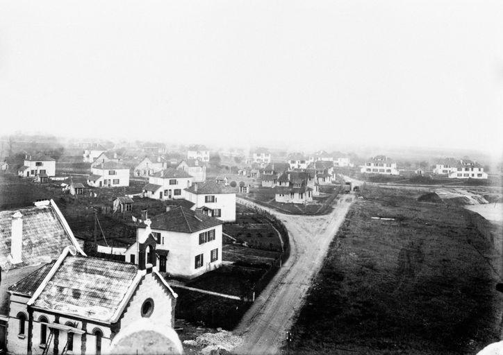 Cité ouvrière de la glacerie Saint-Gobain Chantereine