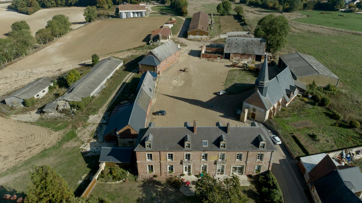 Ancienne ferme de l'abbaye Notre-Dame de Breteuil