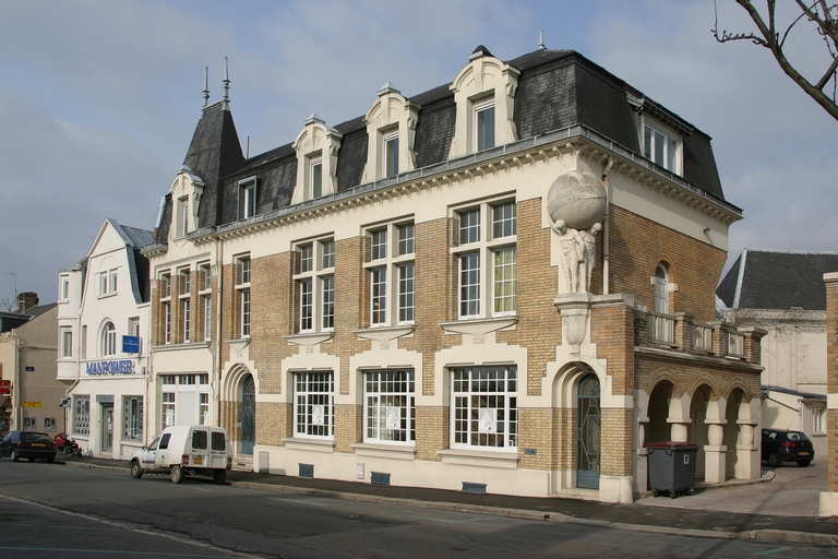 Ancienne fonderie et grillage de tissu Vacarie, fonderie Grare-Carrois, puis Havequez et Cie, puis Mariolle-Pinguet, magasin coopérative La Fraternelle de Saint-Quentin