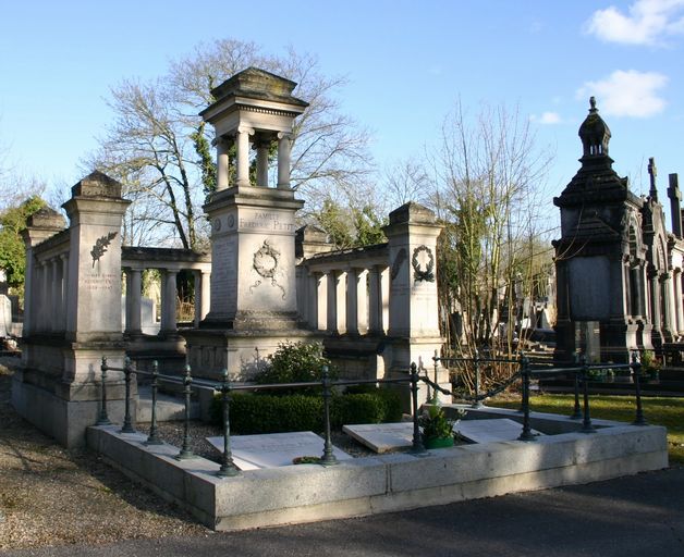 Monument sépulcral de la famille de Frédéric Petit