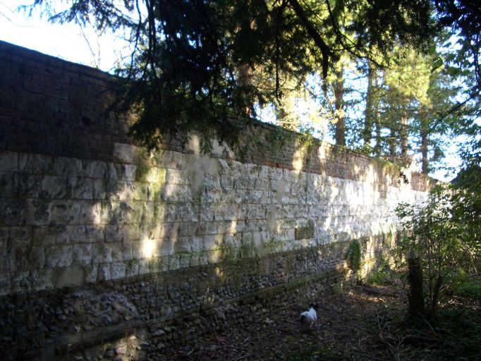 Ancienne ferme (ancien château) à Port-le-Grand