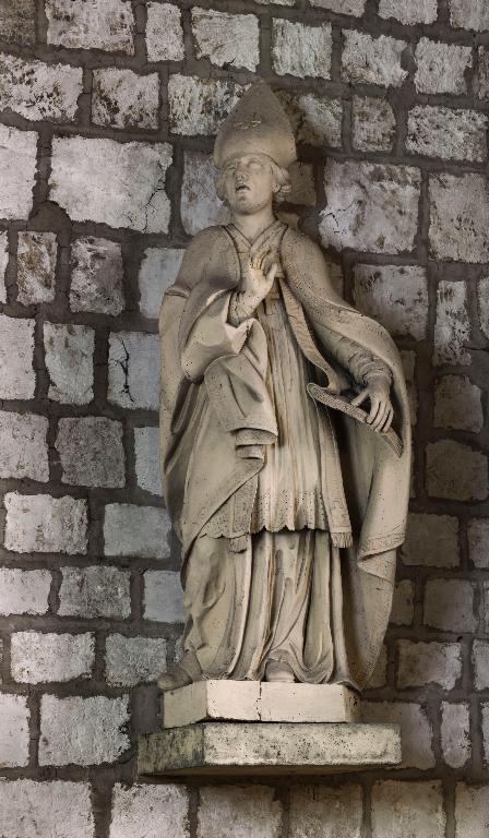 Statues en pendant du retable de l'ancien maître-autel (grandeur nature) : Vierge à l'Enfant, Saint Ouen