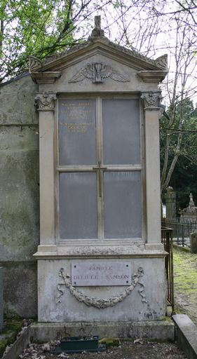 Ancien tombeau (stèle funéraire) de la famille Dieu-Boyeldieu