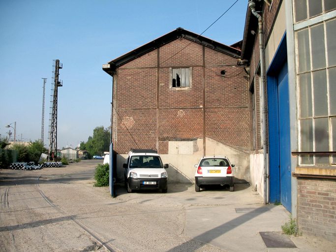 Ancienne usine de petite métallurgie (fabrique de limes) Mauroy, puis usine de construction mécanique, dite Ateliers de construction de Creil, puis Daydé-Pillé, actuellement pépinière d'entreprises