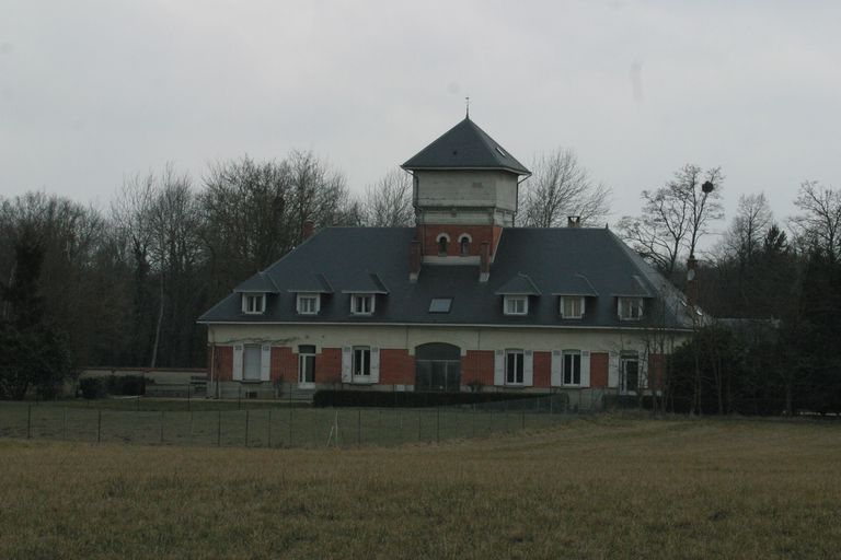 Ancien manoir dit château Jouglet à Pontavert, actuellement ferme