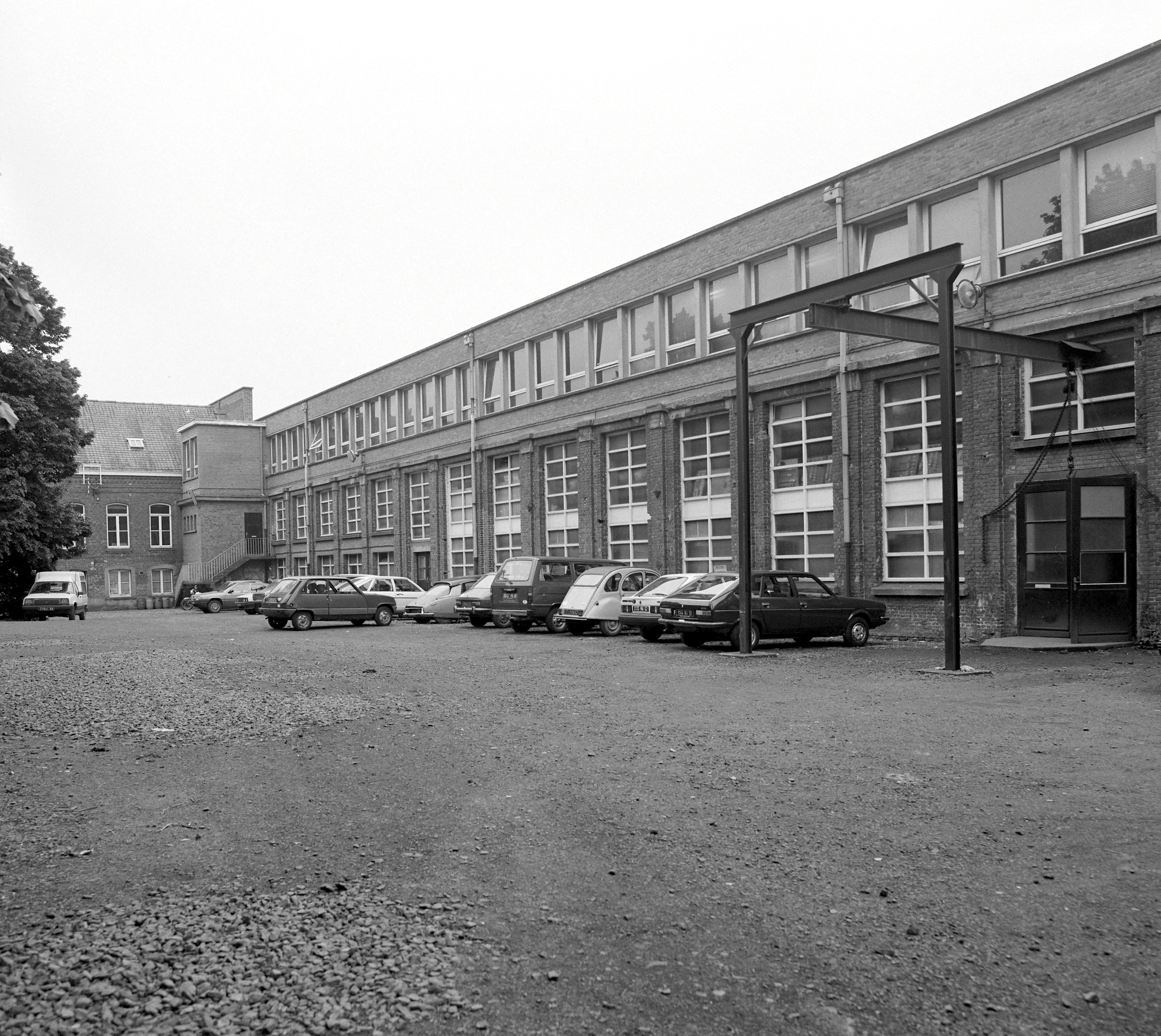 Usine de teinturerie Vandewynckèle, puis Institut syndical professionnel, actuellement établissement d'enseignement professionnel Nicolas Barré