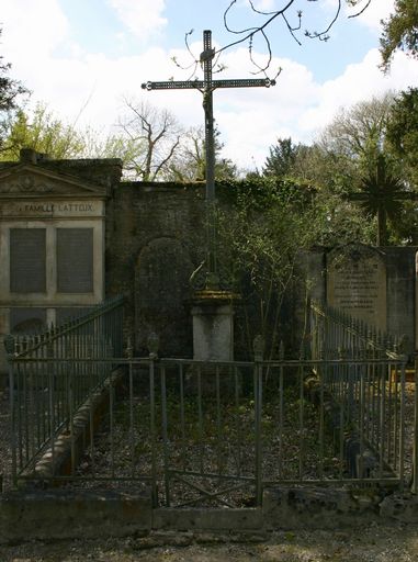 Enclos funéraire Daveluy-Bellancourt