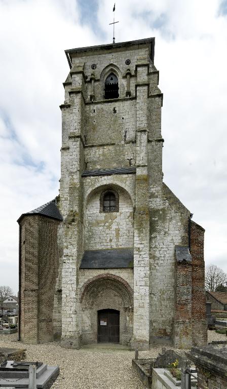 Église paroissiale et de l'Assomption-de-la-Vierge à Villers-sur-Authie