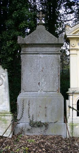 Tombeau (stèle funéraire) de la famille Boitel-Joron