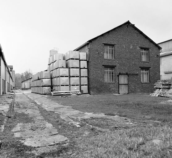 Ancienne usine de produits chimiques (usine de noir animal), dite Société des Colles et Gélatines Françaises, puis Rousselot