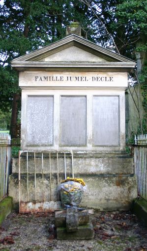 Tombeau (stèle funéraire) de la famille Jumel-Dècle