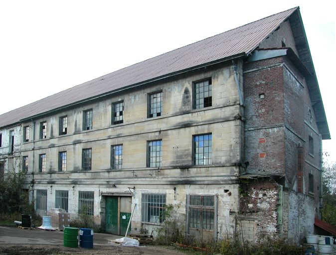 Filature de laine Lefèvre, puis Poiret Frères et Neveu, puis filature de laine et usine de teinturerie des Laines du Bon Pasteur, puis Société des Filatures et Teintureries de Saint-Épin