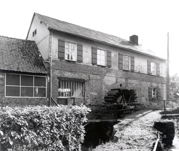 Ancien atelier de polissage de verre optique Michel, puis Courtin, devenu scierie Welnolski