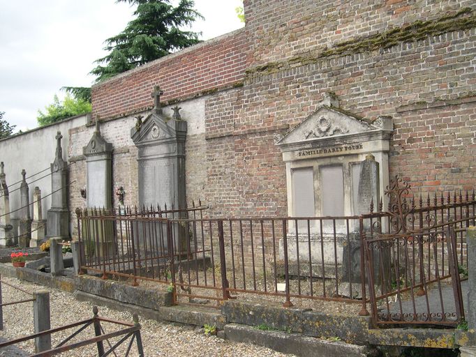 Enclos funéraire de la famille Darly-Fouré et Horville