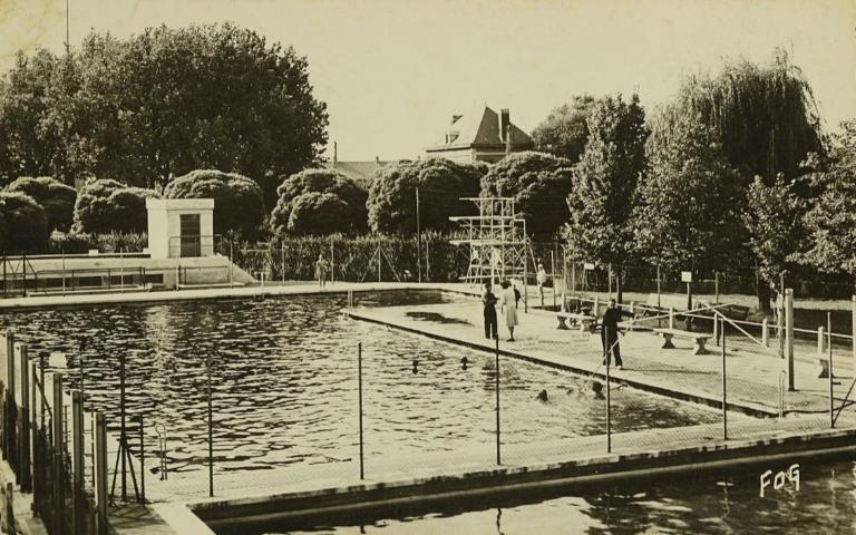 Piscines et paternalisme