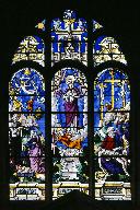 Verrière figurée, de style néo-Renaissance : scènes de la vie de la Vierge (baie 3)