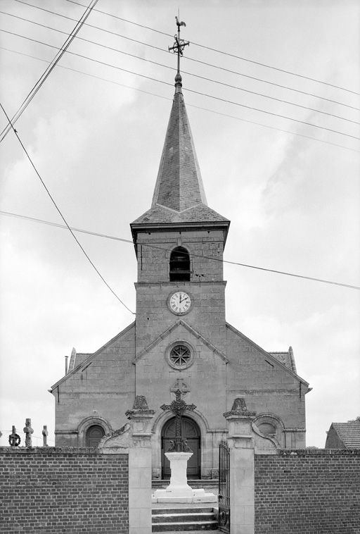 Église paroissiale et cimetière Saint-Martin d'Appilly