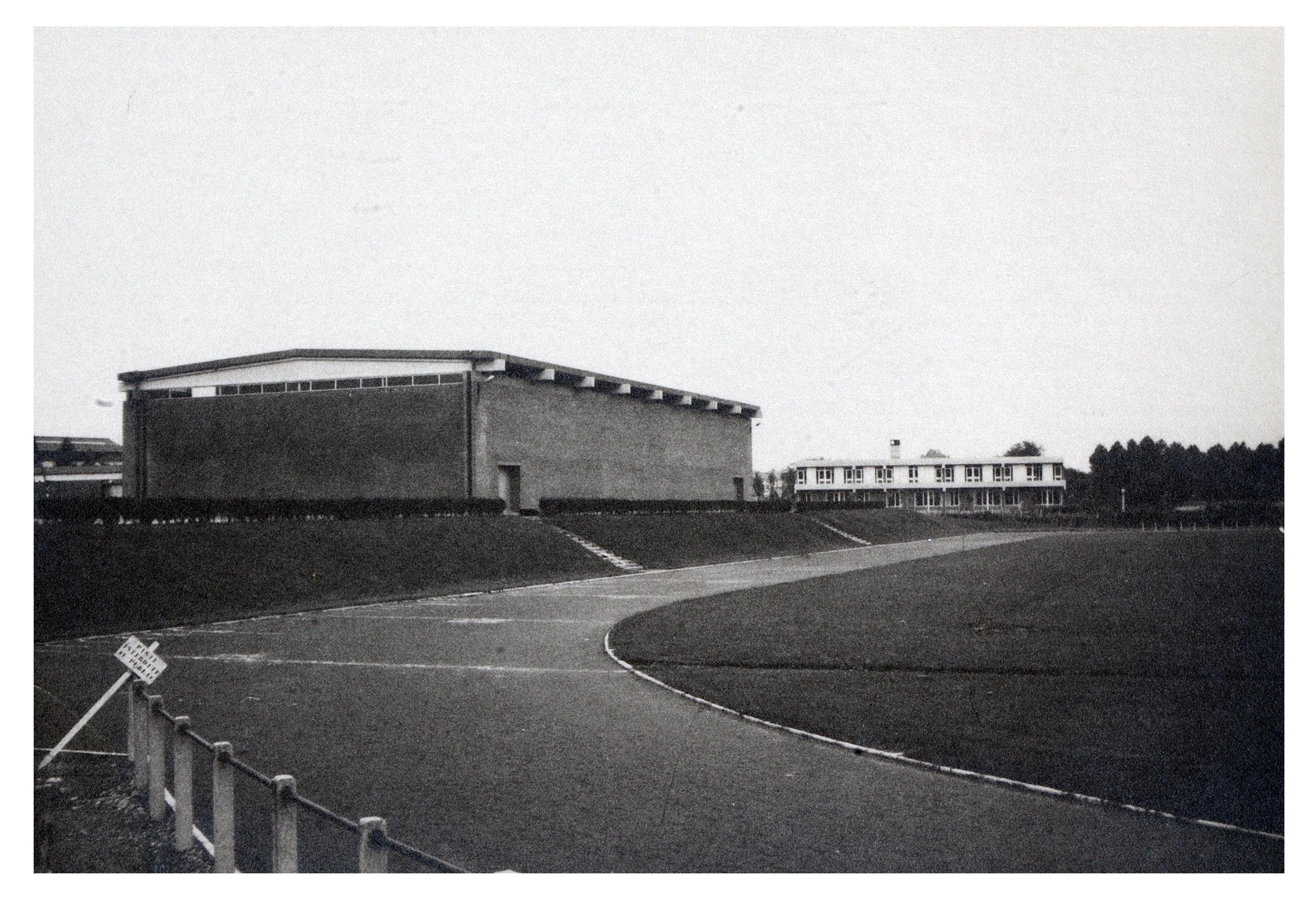 Collège, puis lycée, puis Cité scolaire Eugène-Thomas