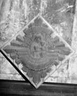 Quatre demi-reliefs : Notre-Dame de Boulogne