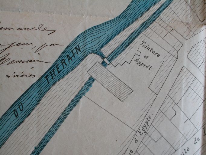 Ancienne filature de laine, dite d'Egypte, puis usine de teinture Dilliseger, puis brosserie Lhoyer et Biet, puis Société Franco-Suisse de Brosserie, puis Société Générale de Brosserie