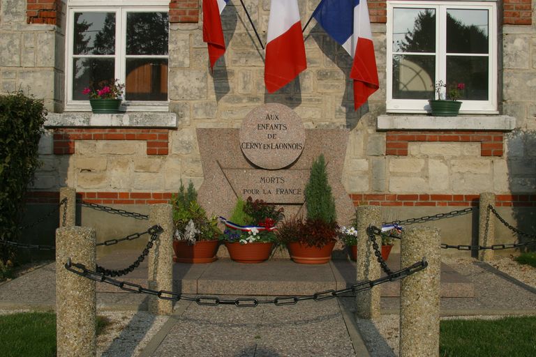 Monument aux morts de Cerny-en-Laonnois