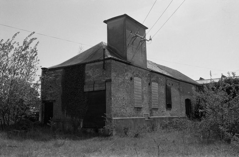 Ancienne usine textile (filature de jute et corderie) Saint Frères, devenue coopérative agricole La Doullennaise