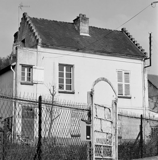 Ancienne usine de verres optiques Lebrun, puis F. Maire & Cie, puis robinetterie Mingori