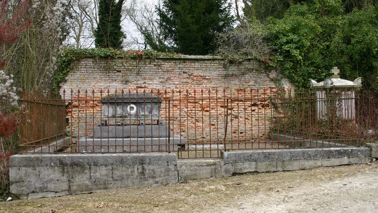 Tombeau (sarcophage) Herbet de Saint-Riquier