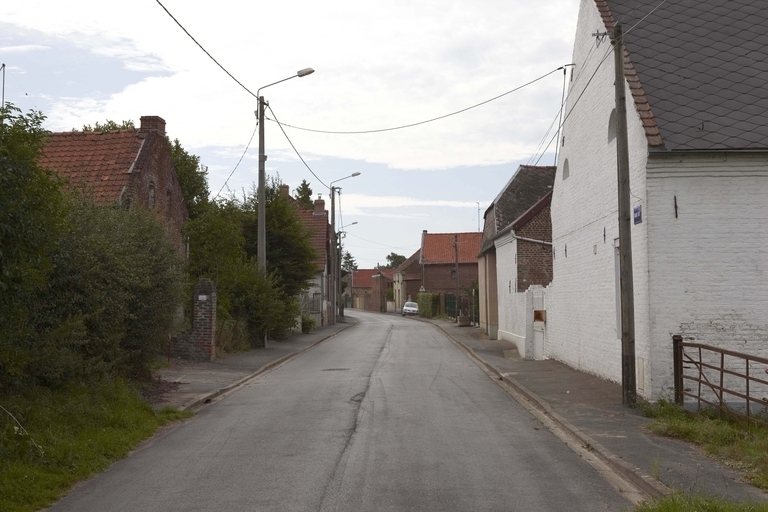 Les maisons et les fermes de la commune de Salesches