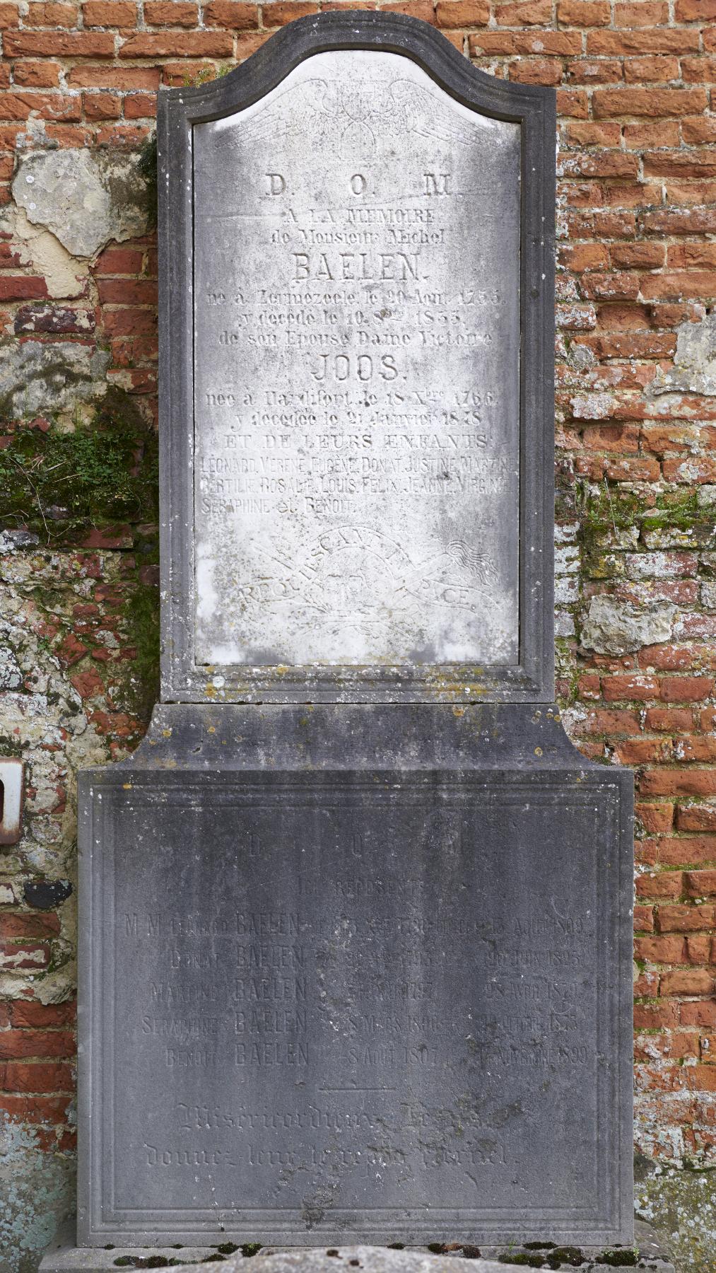 Ancien cimetière paroissial, puis cimetière communal