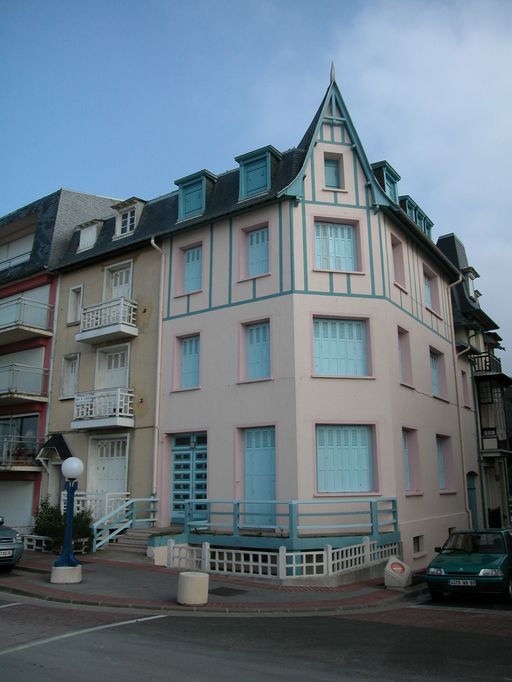 Maison à deux logements accolés