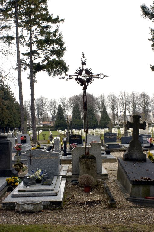 Tombeau (croix funéraire) d'André Ane et de Flore Cottret