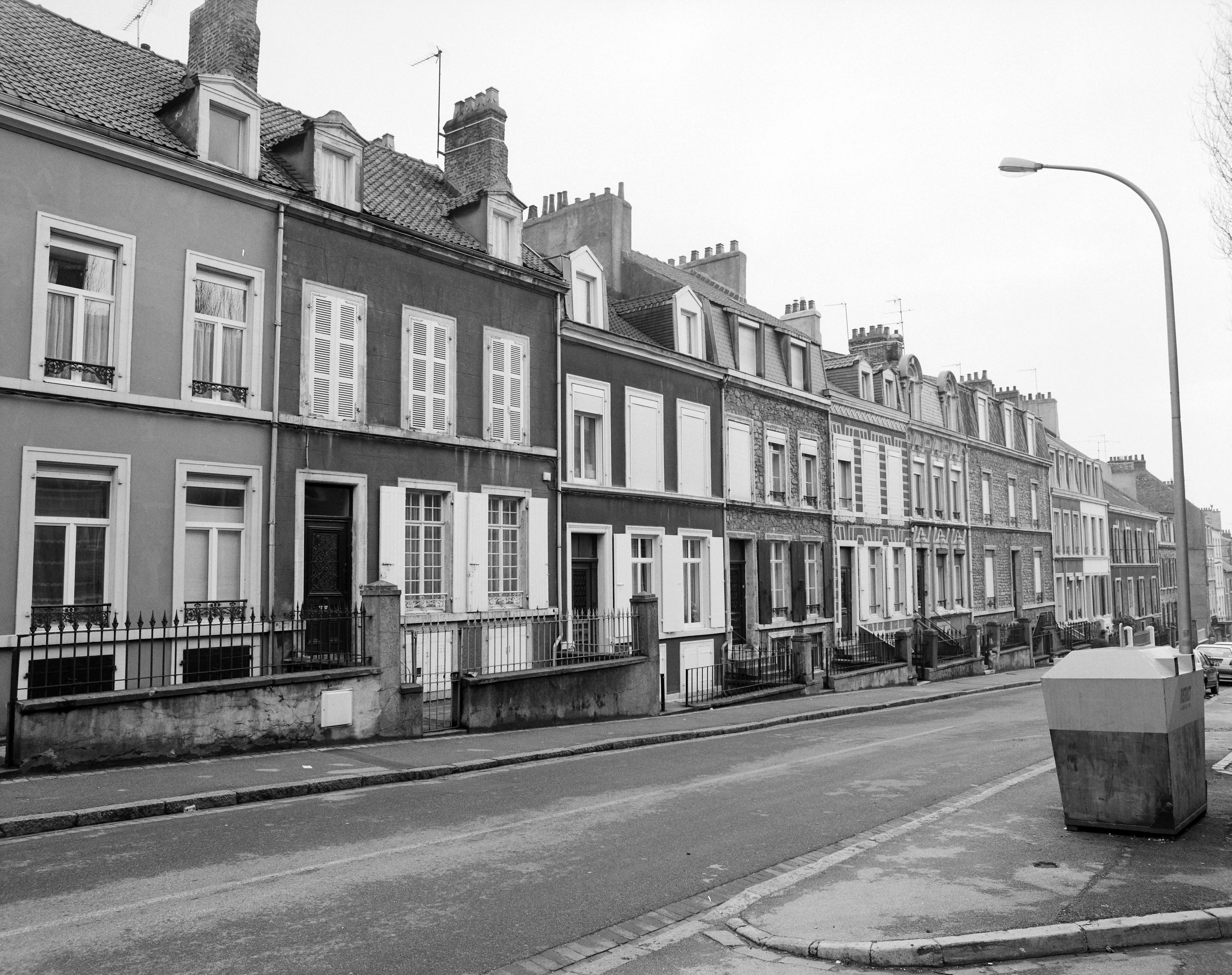Série de six maisons