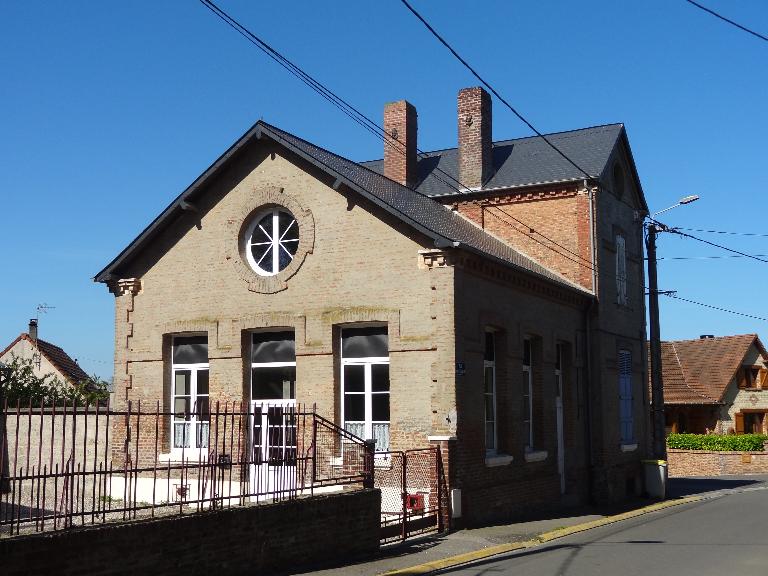 Ancienne école primaire de filles de Tully