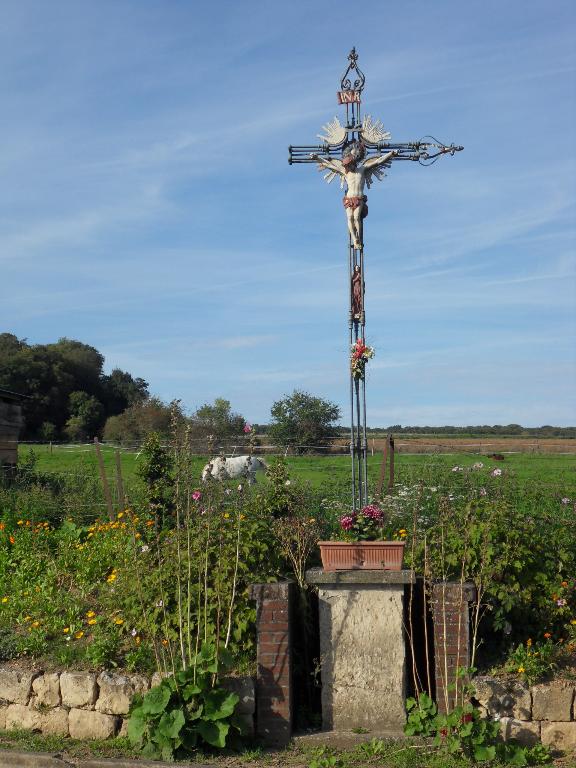 Croix de chemin à Frémontiers