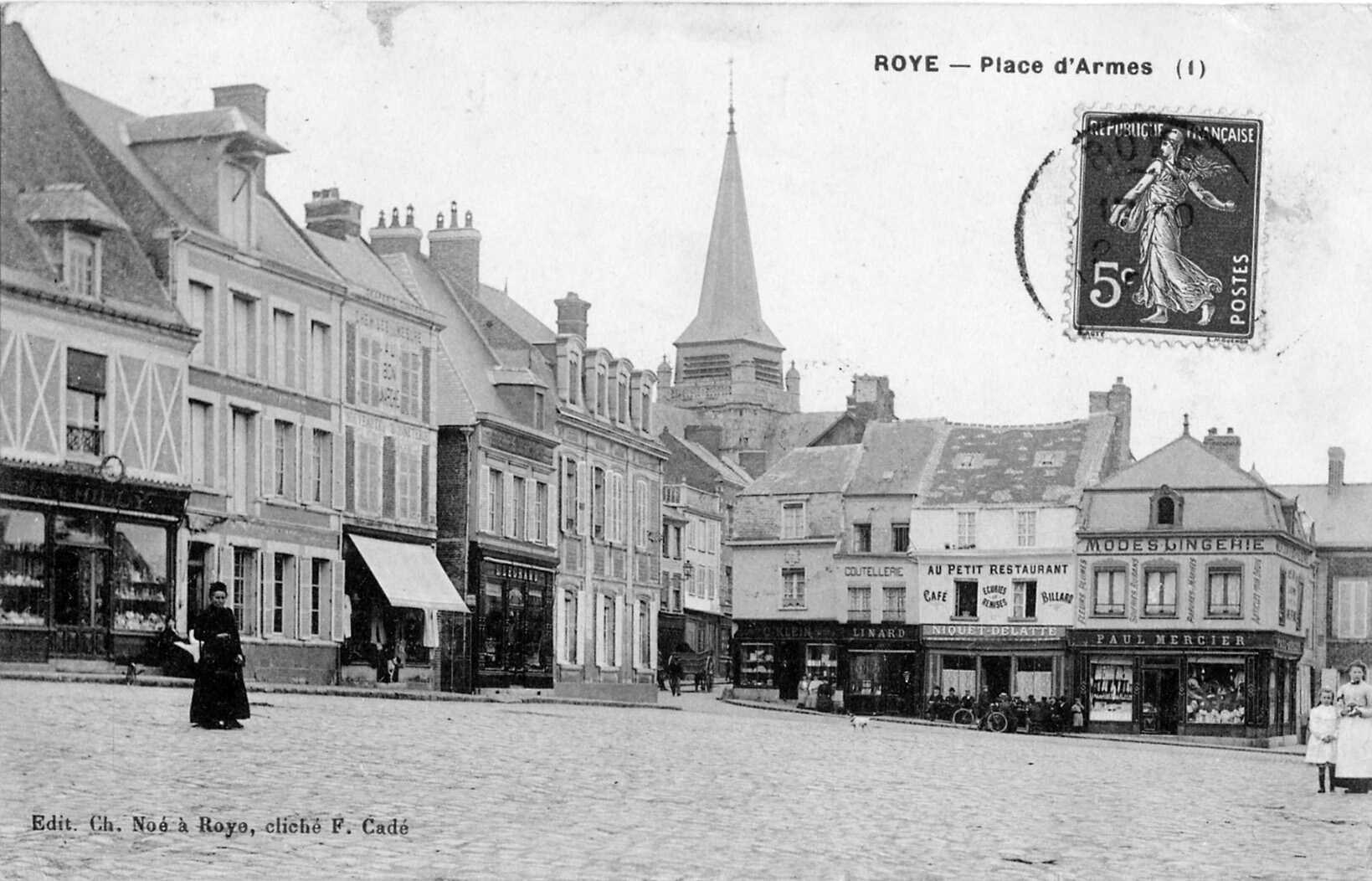 Place de l'Hôtel de ville de Roye