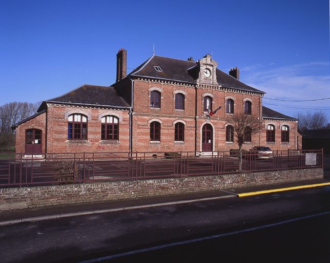Mairie et école primaire de Pendé