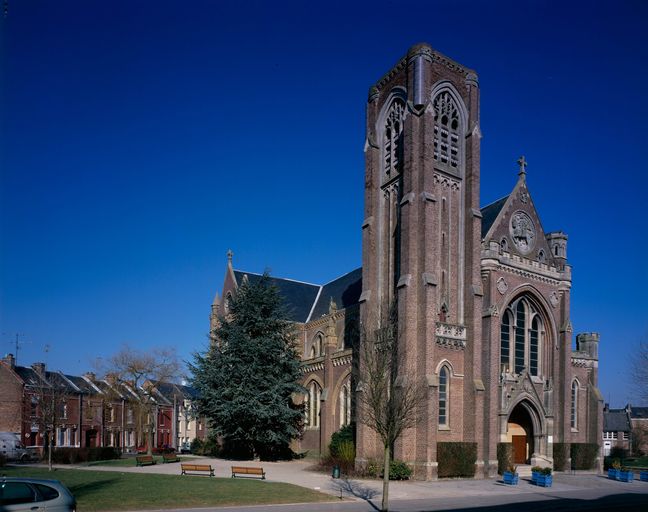 Les églises, les chapelles et les oratoires (Amiens métropole)