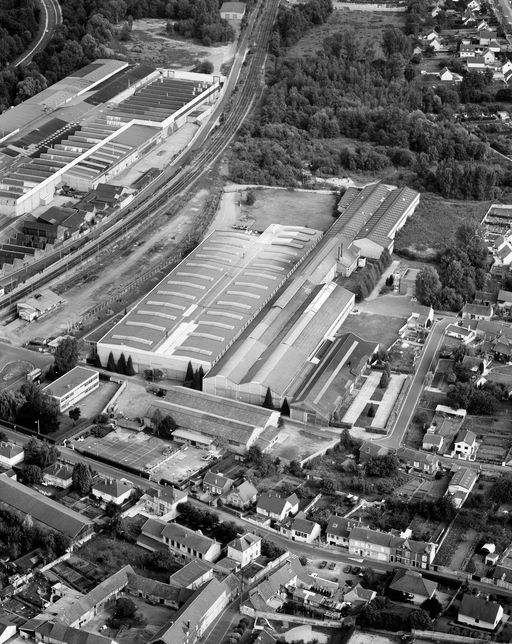 Ancien moulin, dit moulin Neuf, devenu usine métallurgique Desnoyers, puis fonderie d'aluminium Montupet