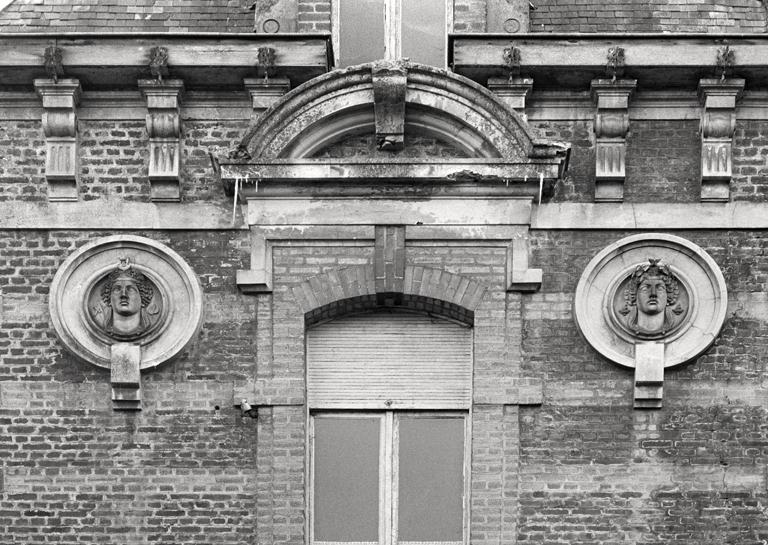 Demeure d'industriel, dite Villa Delloué-Bertin, également Le Château